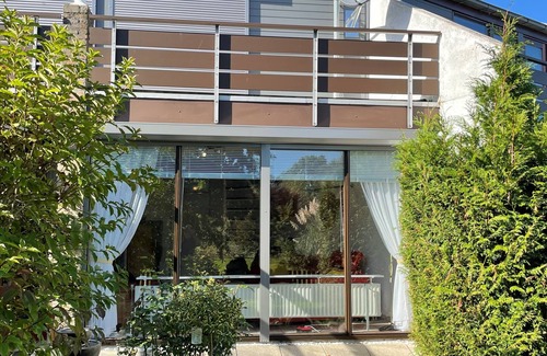 Brouwershaven House | Vacation home (80sqm), quiet location, Grevelingermeer (5 min. walk), garden/terrace