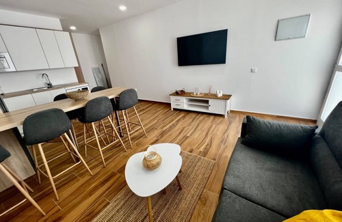 Armenime Apartment | Vacation Home "Amber L5" with Sea View & Wi-Fi