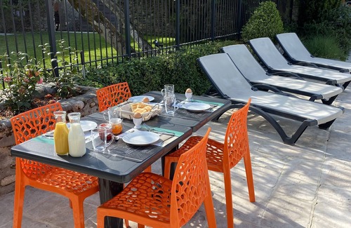 Ausson House | Vacation home at the foot of the Pyrenees.