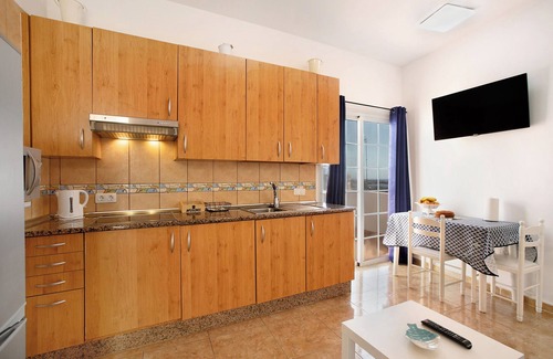 Las Arenas Apartment | Vacation Home "Atico Las Arenas" with Sea View, Private Terrace & Wi-Fi