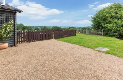 Heathfield House | Vacation home Broomhurst Grove in East Sussex - 5 persons, 3 bedrooms