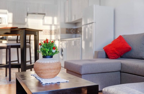 Callao Salvaje House | Vacation Home "Casa Laly" with Sea View, Private Terrace & Wi-Fi