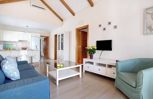 Punta Mujeres House | Vacation Home "Casita Martina" with Sea View, Wi-Fi, A/C & Private Terrace