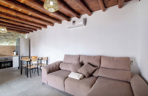 Temisas House | Vacation Home 'Casa Celestina' with Mountain View, Wi-Fi and Air Conditioning