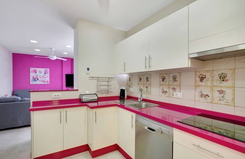 Arico House | Vacation Home 'Casa del Pescador Planta Baja' near Beach with Terrace & Wi-Fi