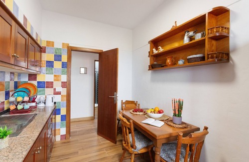 Tacoronte House | Vacation Home 'Casa En El Campo' with Mountain View, Private Terrace and Wi-Fi