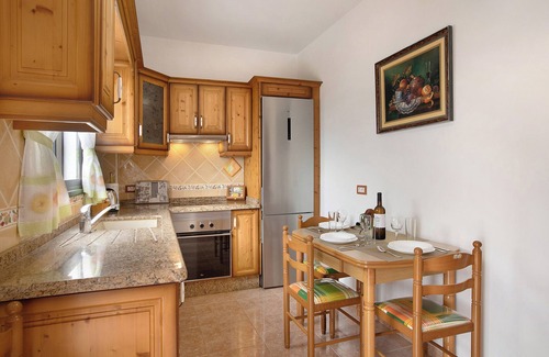 Las Eras House | Vacation Home 'Casa Nanda' with Sea View, Private Terrace & Wi-Fi