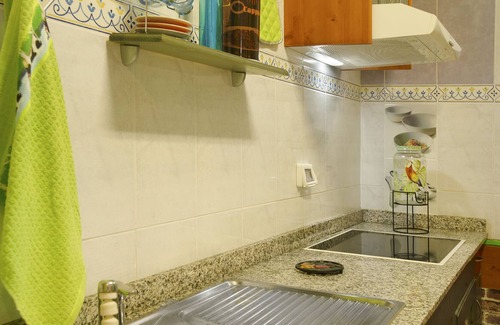 Carrizal Villa | Vacation Home 'Casa Terrera with Parking', Mountain View, Terrace & Wi-Fi