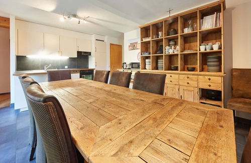 Vex House | Vacation home Hiboux by Interhome