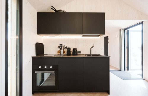 Ouddorp Ski Chalet | Vacation home cut from the right cloth!