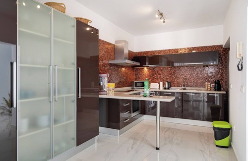 Playa Blanca Villa | Vacation Home "El Ancla" with Sea View, Private Pool & Wi-Fi