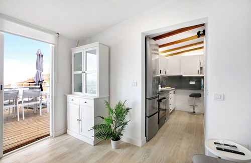 Candelaria House | Vacation Home "El Chiringuito" with Sea View, Balcony & Wi-Fi