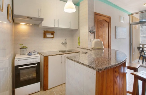 La Jaca Apartment | Vacation Home "El Drago 3" with Sea View, Private Terrace & Wi-Fi