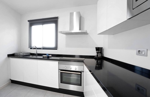 Candelaria House | Vacation Home 'El Pleito' with Private Pool, Private Terrace and Wi-Fi