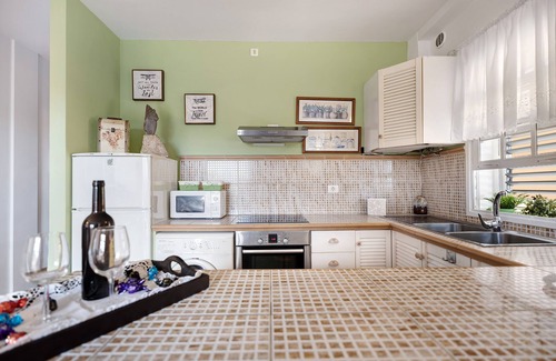 Brena Baja Apartment | Vacation Home "El Zumacal" with Sea View, Shared Pool & Wi-Fi