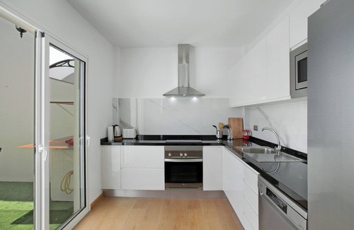 Cruce de Arinaga House | Vacation Home 'Villa Milena' with Sea View, Private Terrace and Wi-Fi