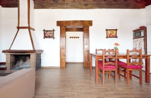 Icod de los Vinos House | Vacation Home "Casa Rural Romance" with Sea View, Jacuzzi & Wi-Fi