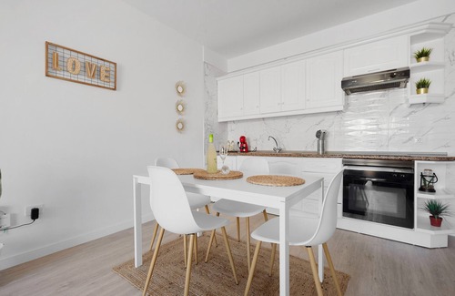 San Marcos House | Vacation Home "Casa Alsa Beach" with Private Terrace & Wi-Fi