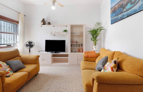 Las Arenas House | Vacation Home "Casa Burgado" with Sea View, Private Terrace & Wi-Fi