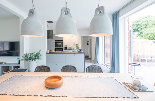 Toenning House | Vacation home Fischerhaus in Tönning for up to 6 people