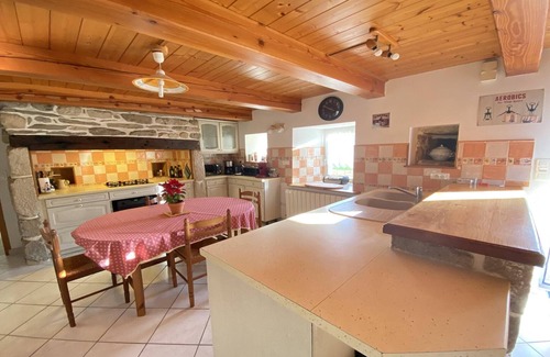 Primelin House | Vacation Home in Brittany near Pointe du Raz