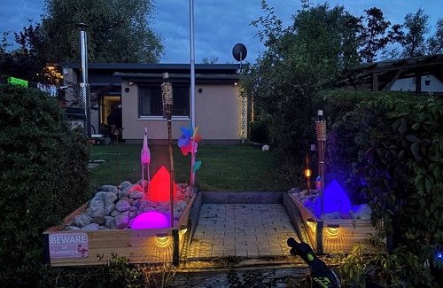 Ketzin/Havel House | Vacation home in Ketzin for 4 people directly on the water, hot tub, rental boat.