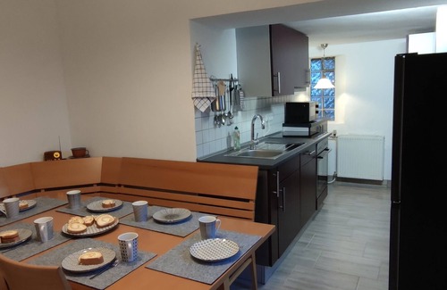 Moselkern House | Vacation home in Moselkern - up to 8 people - view of the Moselle - animals allowed.