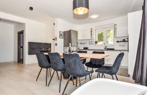 Vrsi House | Vacation home Jurica by Interhome