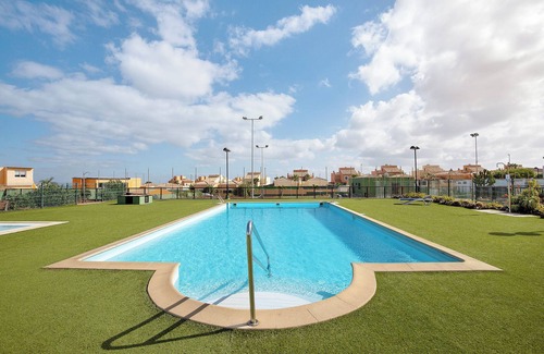 Geafond House | Vacation Home "La Casa Blanca" with Mountain View, Shared Pool & Wi-Fi