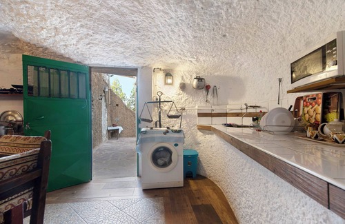 Artenara House | Vacation Home 'La Cuevita De Hilario' with Mountain View, Private Terrace and Private Garden