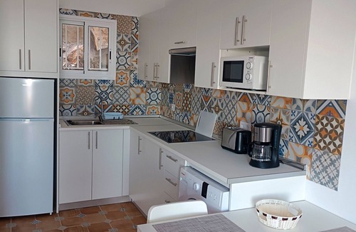 San Miguel de Abona House | Vacation Home 'La Sabina De Manuel2' with Sea View, Private Terrace and Wi-Fi