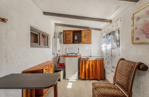 Granadilla de Abona House | Vacation Home 'Land Of Dreams 2' with Sea View, Shared Pool and Wi-Fi