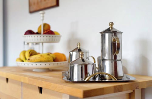 La Solana House | Vacation Home "Las Monarcas" with Mountain View, Private Terrace & Wi-Fi