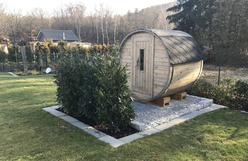Edertal House | Vacation home Lee&Luv with barrel sauna, free W-LAN