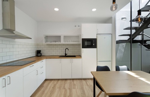 Artenara House | Vacation Home 'Los Mojones' with Mountain View, Wi-Fi and Air Conditioning