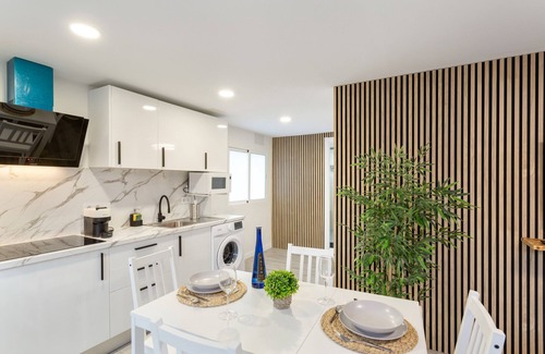 La Atalaya House | Vacation Home 'Magma' with Private Terrace, Private Garden and Wi-Fi