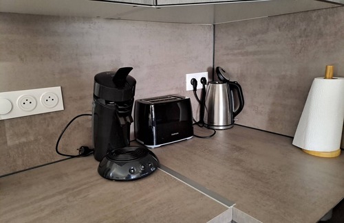 Aschbach House | Vacation Home "Maurer" with Private Terrace, Shared Garden & Wi-Fi