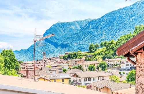 Carlazzo House | Vacation home Milù by Interhome