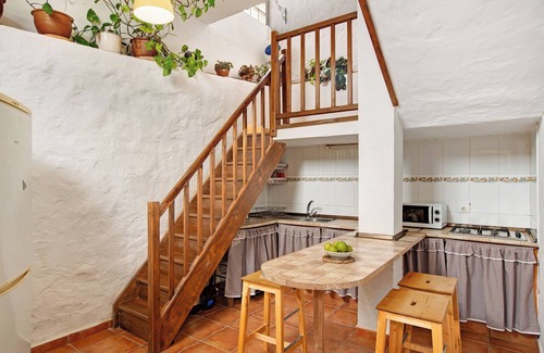 Galdar House | Vacation Home 'Mirador de la Abuela' with Sea View, 2 Terraces & Wi-Fi