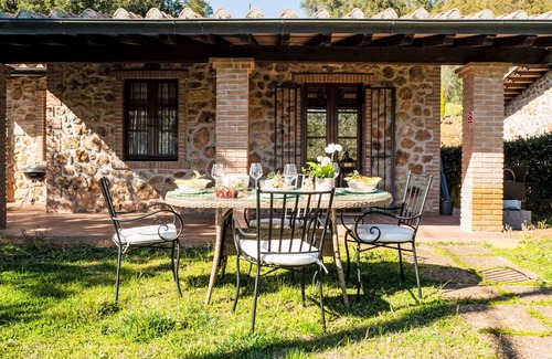 La Pesta House | Vacation home Olivo by Interhome