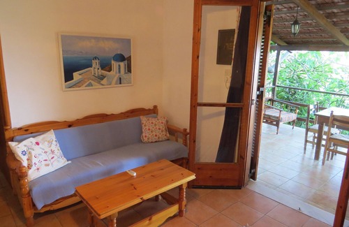 Aigialeia House | Vacation home olive garden in Greece