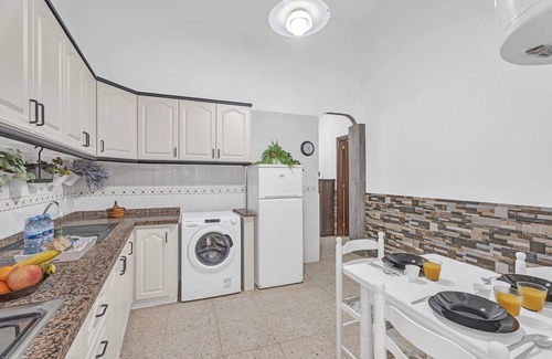 San Andres House | Vacation Home 'Paisa House' with Private Terrace and Wi-Fi