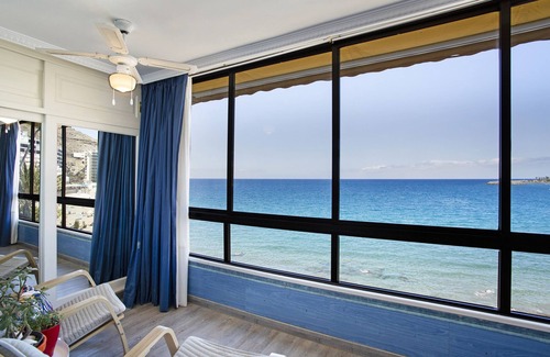 Patalavaca Apartment | Vacation Home 'Patalavaca Beach Holidays Invest' with Sea View, Private Terrace and Wi-Fi