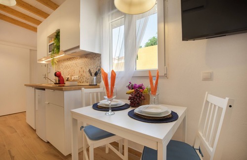 Gran Tarajal House | Vacation Home 'Seguidilla Relax' with Mountain View, Wi-Fi and Air Conditioning