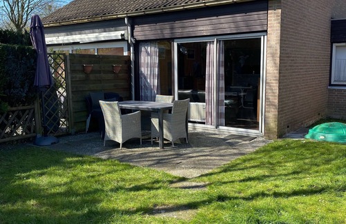 Bruinisse House | Vacation home, sleeps 6, 3 bedrooms