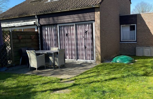 Bruinisse House | Vacation home, sleeps 6, 3 bedrooms