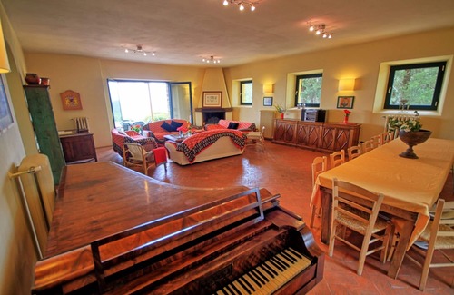 Bouvet Island House | Vacation home surrounded by nature, secluded location, private pool, barbecue, pet-friendly.