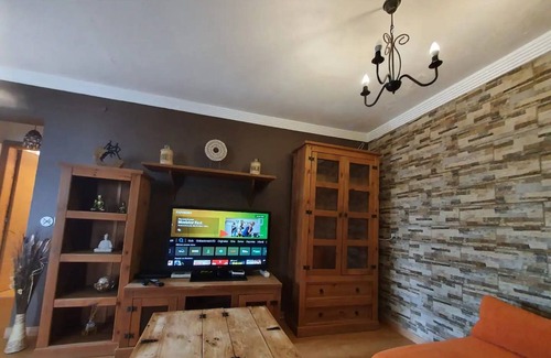 Arucas House | Vacation Home "Villa Layo" with Sea View, Private Pool & Wi-Fi