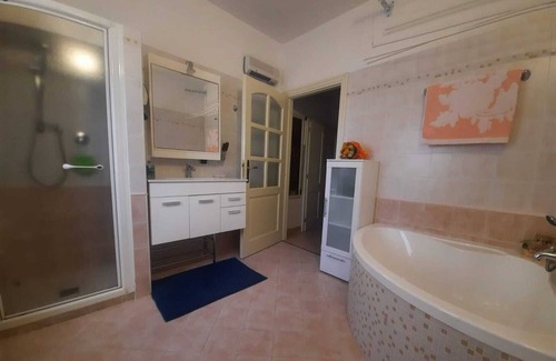 Rocca Malatina House | Vacation House - Old Country House