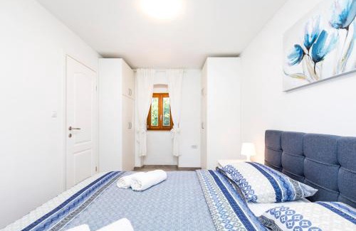 Veli Losinj House | Vacation house Orange